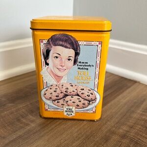 Nestle Toll house Vintage Metal Tin